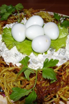 Салат перепелиное гнездо с курицей (72 фото)