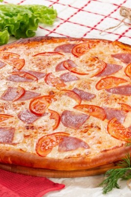 Пицца с ветчиной и помидорами (58 фото)