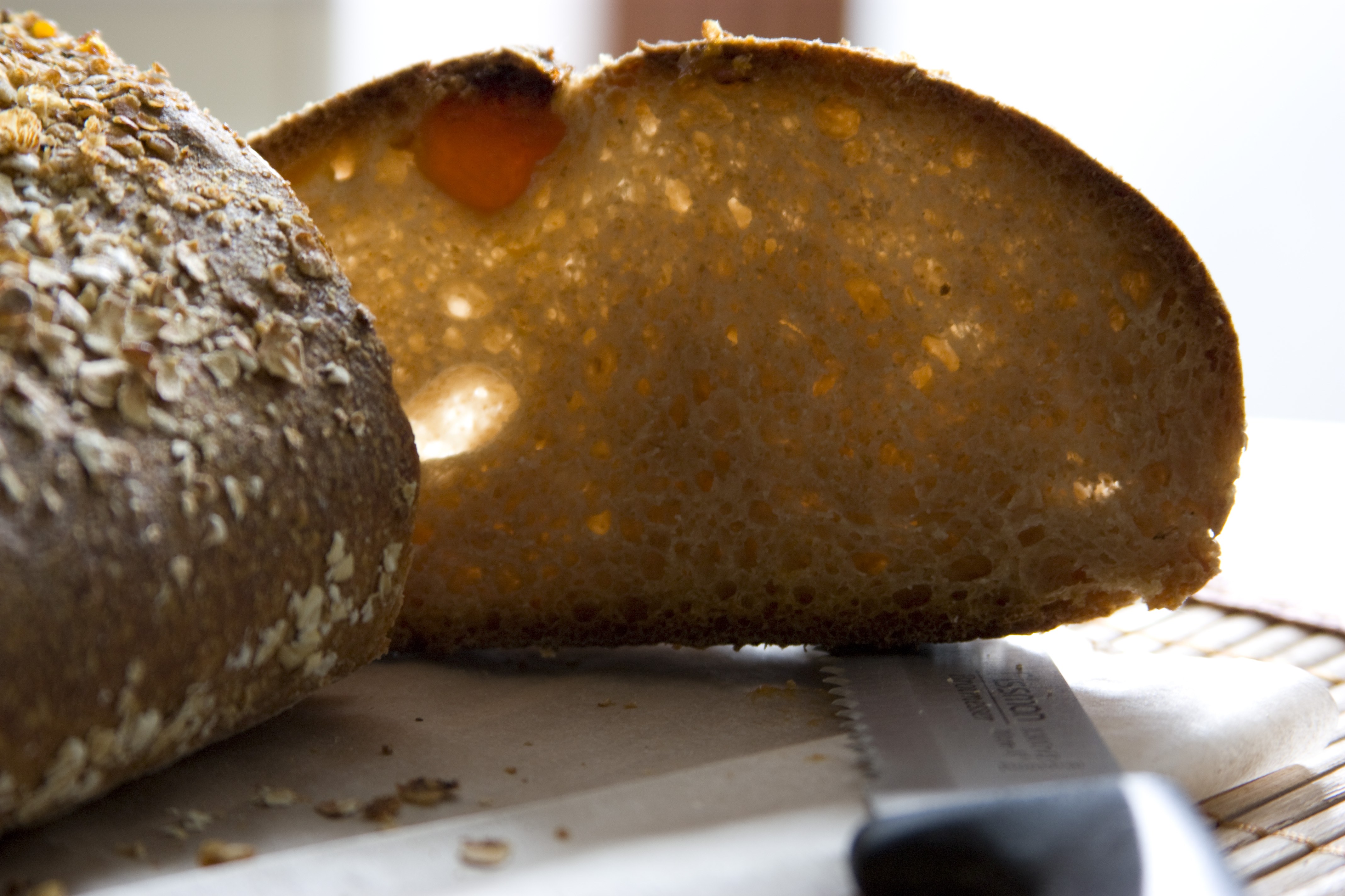 Хлеб на бездрожжевой закваске в духовке