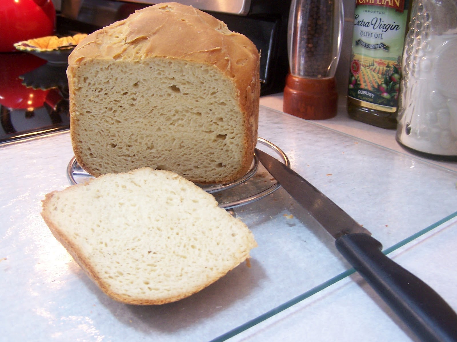 Рецепты без глютена хлебопечка. Хлеб из рисовой муки без дрожжей. Безглютеновый хлеб. Хлеб из рисовой муки без глютена. Хлеб без глютена в хлебопечке.