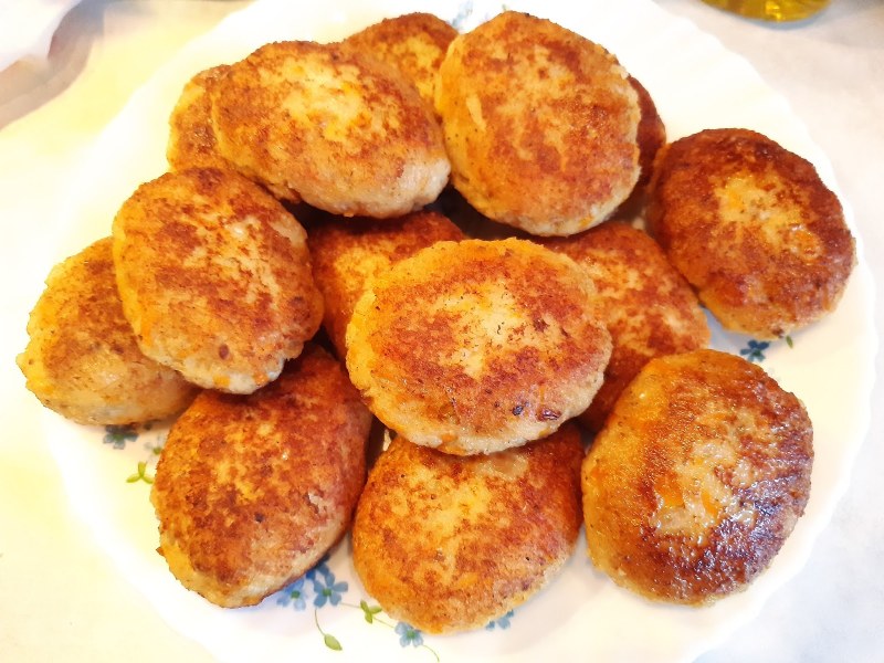 Куриные котлеты в панировке