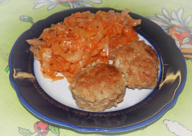 Биточки куриные