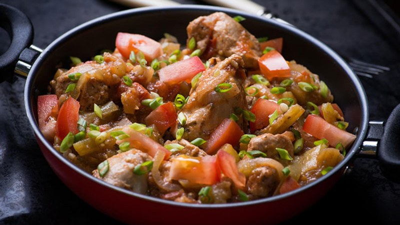 Овощное рагу с куриной грудкой