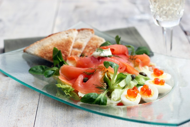 Sezar Salmon Salad