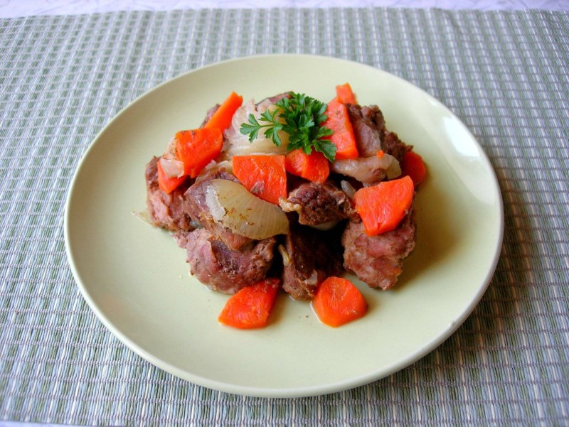 Фрикадельки с овощами