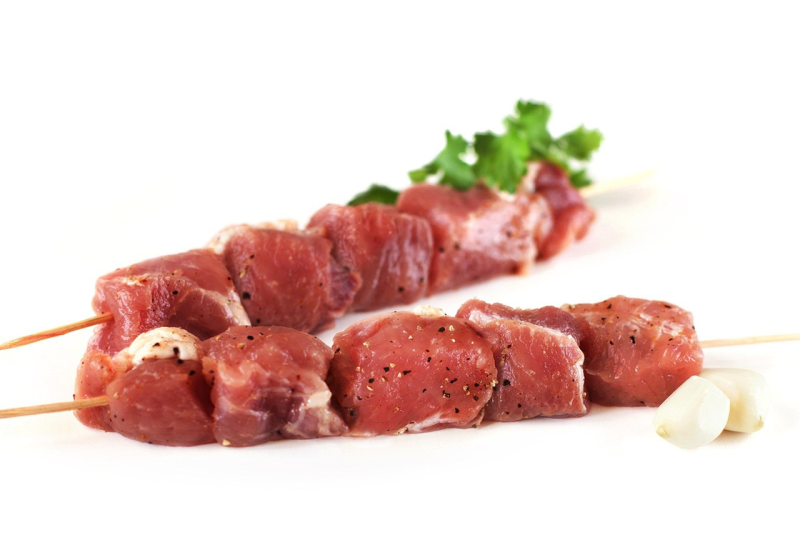Шашлык с кетчупом