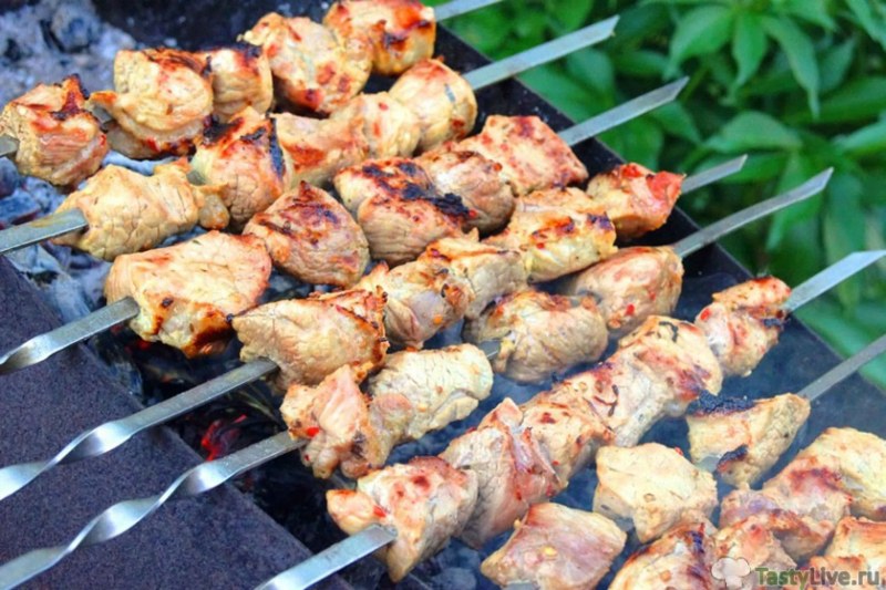 Шашлык из лопатки свинины