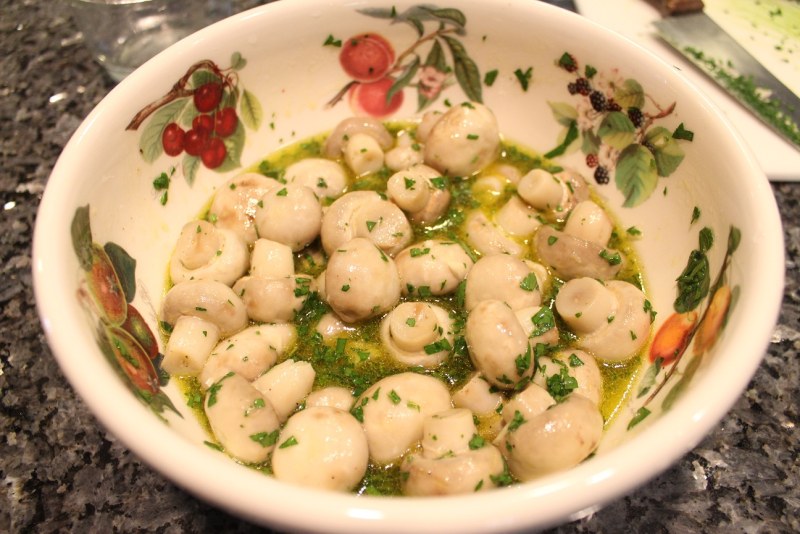 Закускуски соленья грибочки