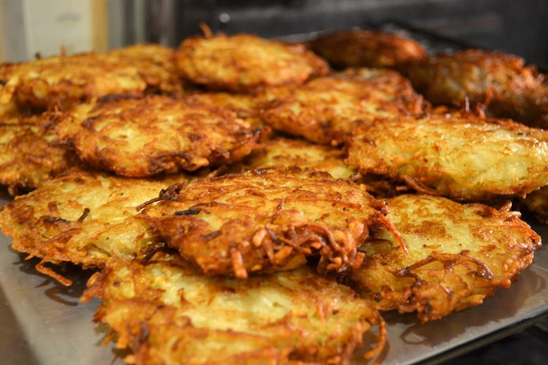 Сырные драники