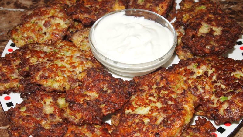 Мясные оладьи из фарша