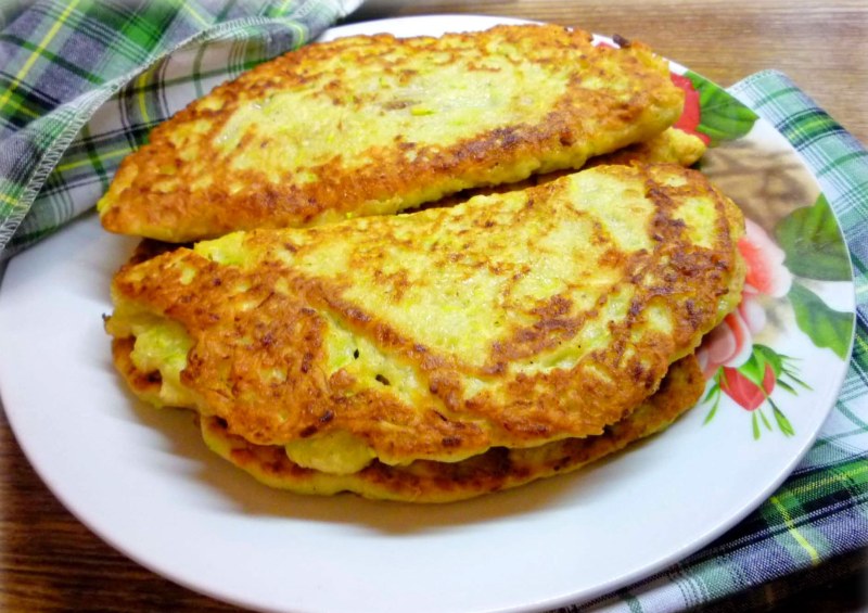Блинчики из кабачков с начинкой