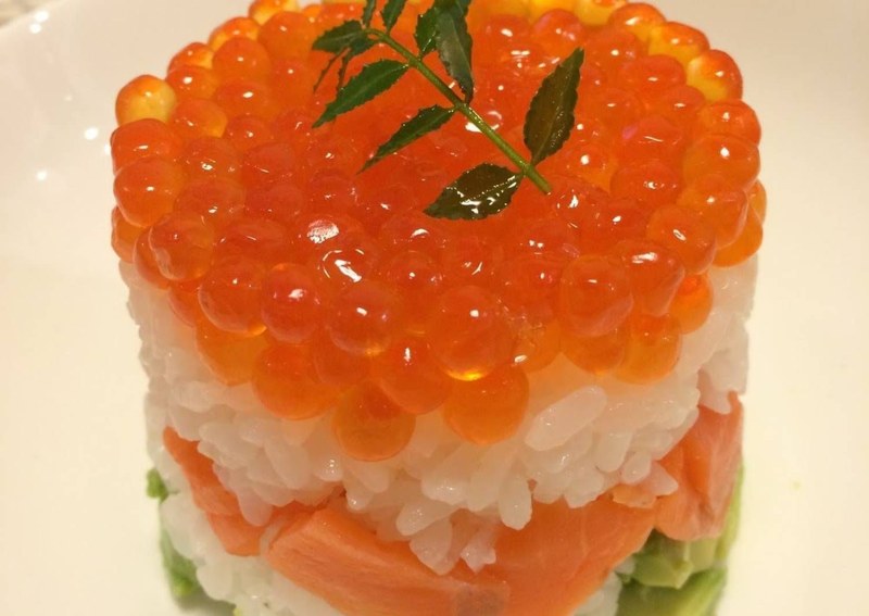 Салат с красной икрой