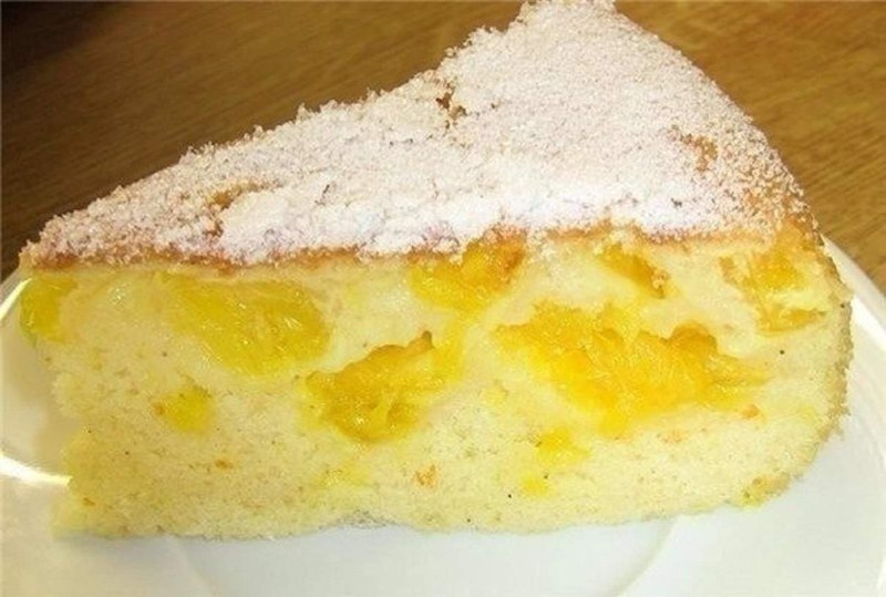 Творожный пирог с персиками консервированными
