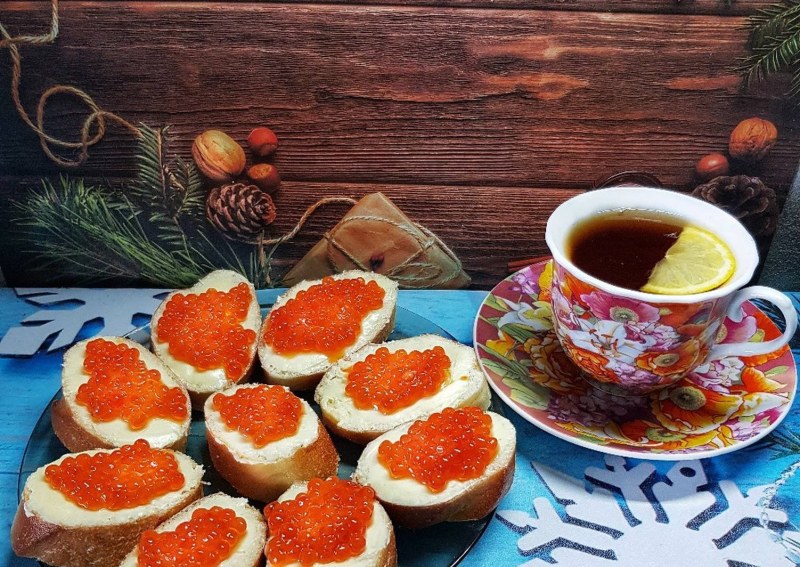 Бутерброды с икрой