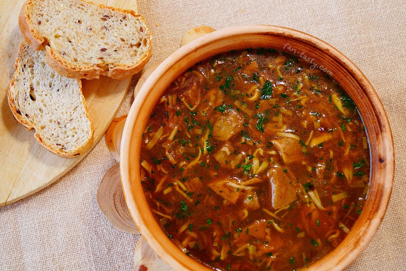 Гречневый суп с грибами и картофельными клецками
