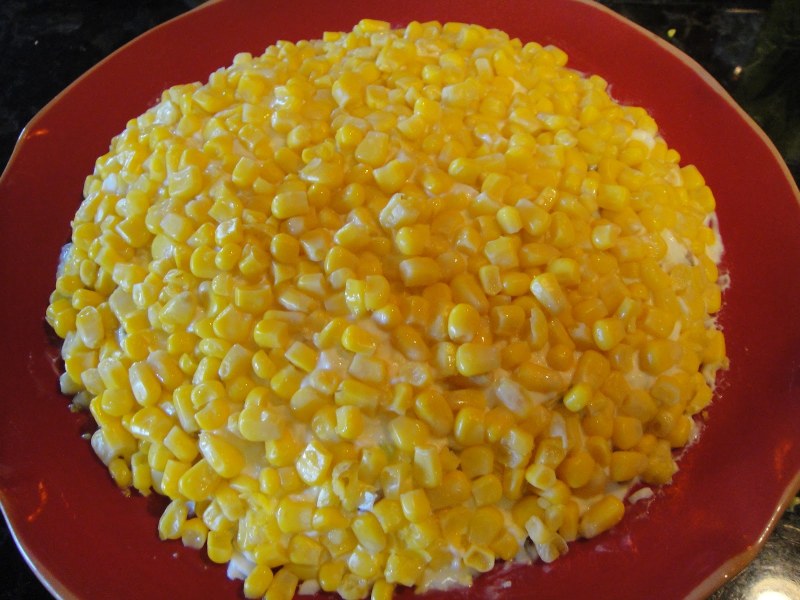 Чипсовый салат с кукурузой