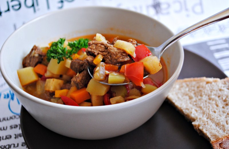 Мясное рагу с овощами