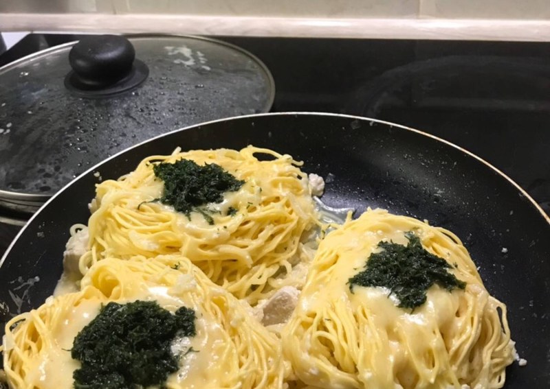 Паста с фаршем и помидорами