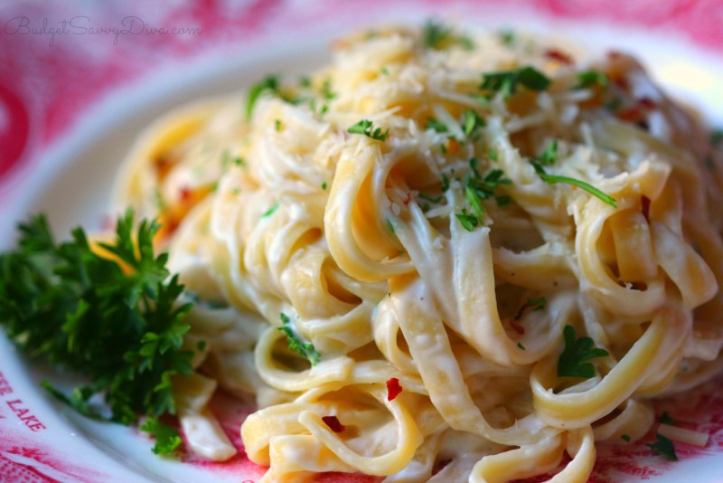 Паста Fettuccine Alfredo
