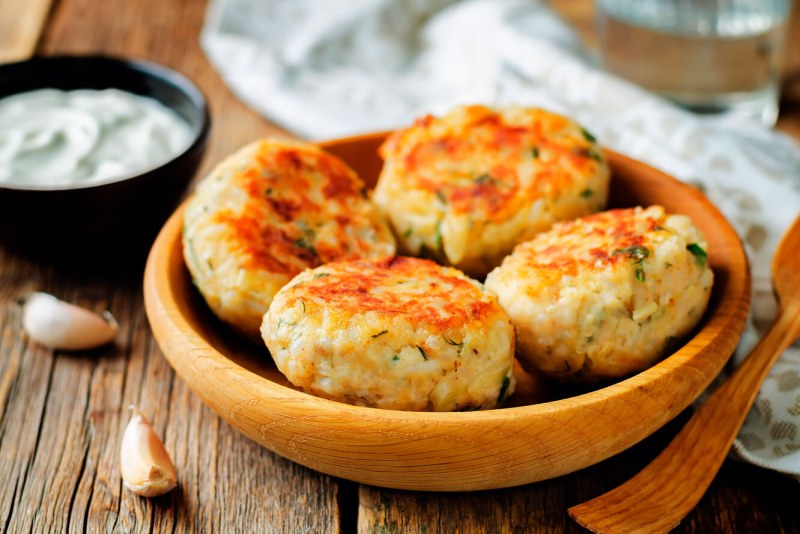 Куриные котлеты с сыром