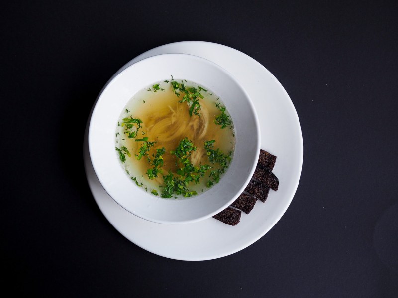Консоме из курицы