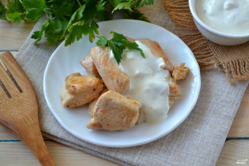 Куриное филе в соусе