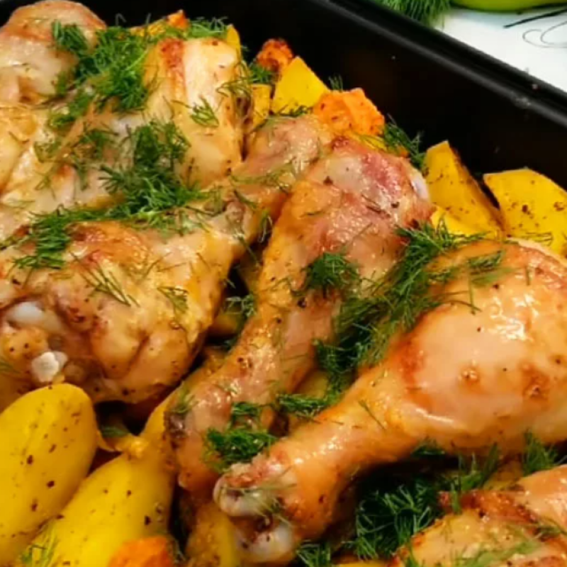 Куриные голени с картошкой