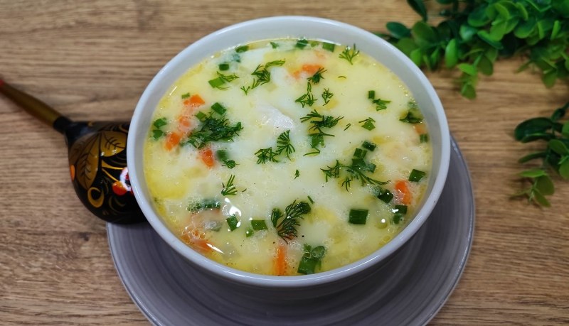 Рассольник с плавленным сыром