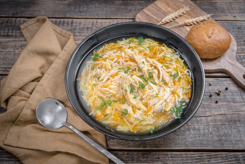 Суп картофельный с лапшой