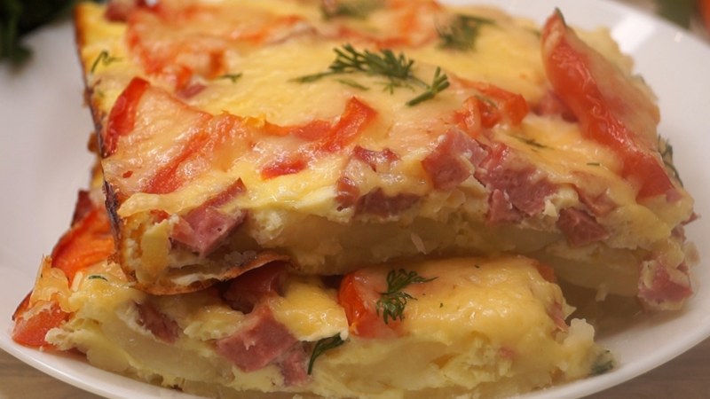 Запеканка картофельная с колбасой