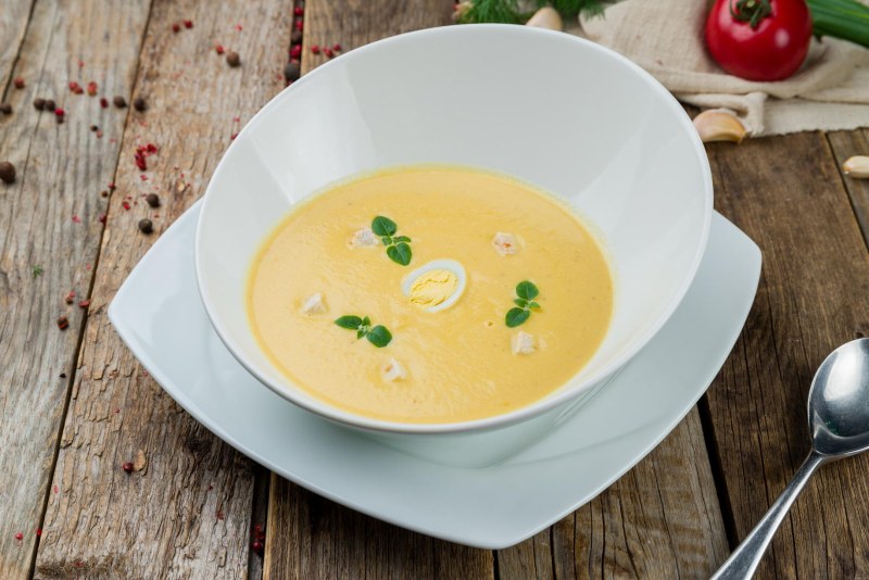 Сливочный суп с курицей и рисом