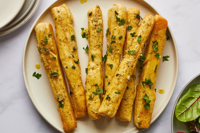 Сырные палочки внутри