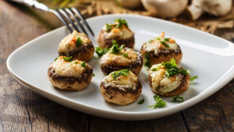 Шампиньоны фаршированные шампиньонами