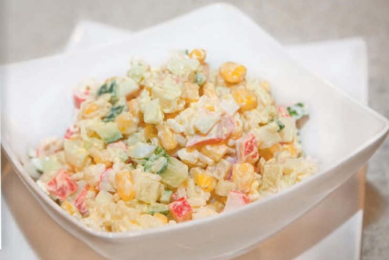 Салат из крабовых палочек и курицы