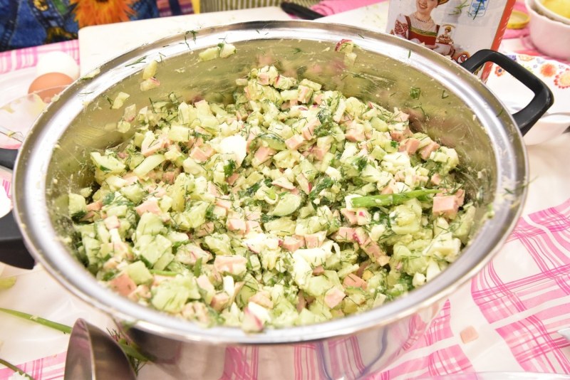 Окрошка на ряженке