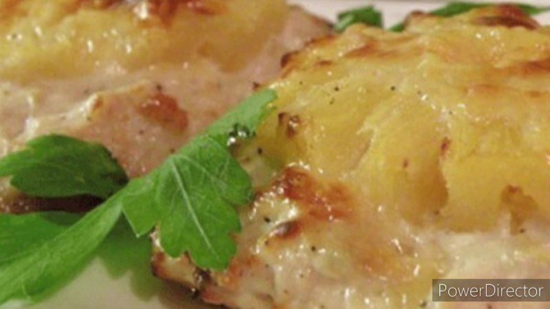 Куриная грудка с ананасами