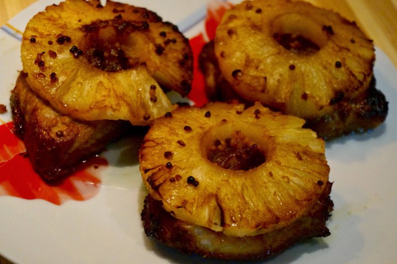 Куриная отбивная с овощами