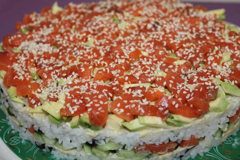 Закуска суши торт