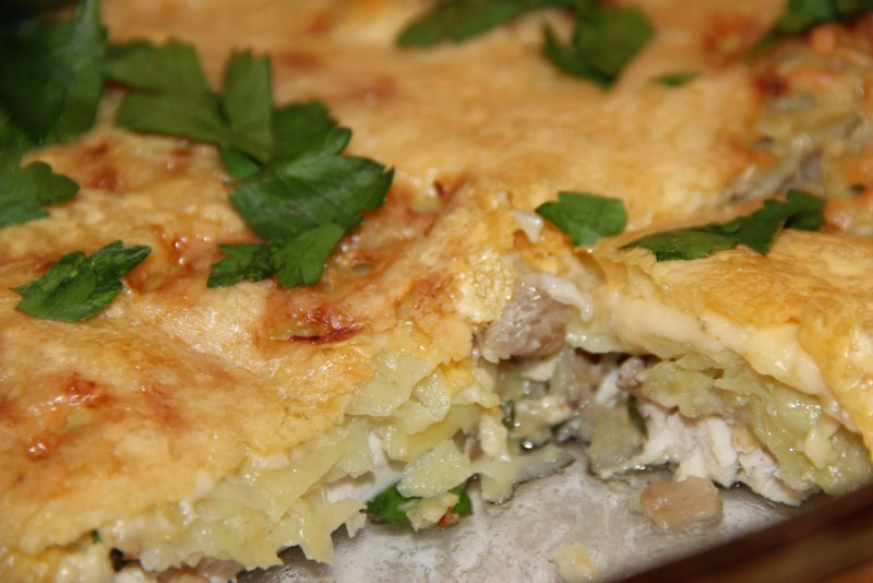 Запеканка картофельная с курицей