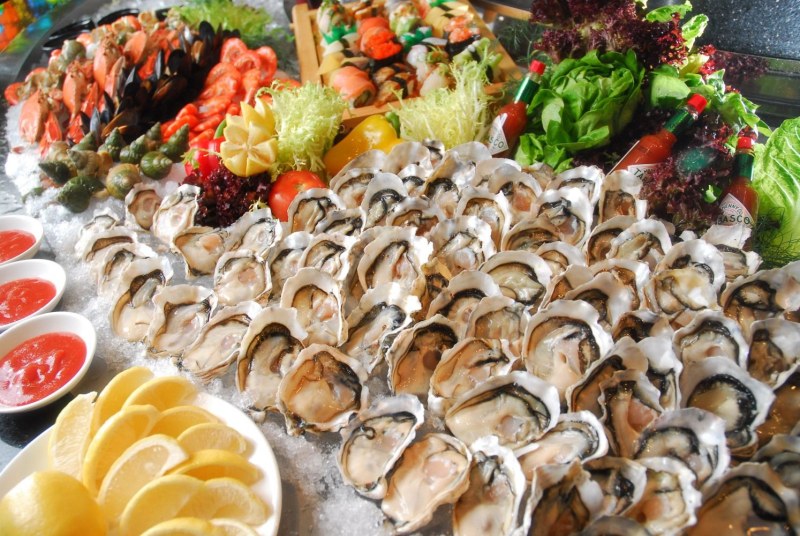 Шведский стол морепродукты