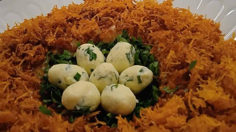Салат глухариное гнездо классический
