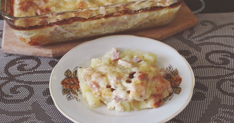 Картофельная запеканка с беконом и сыром