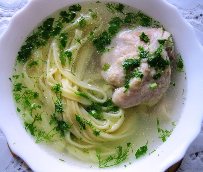 Куриный суп с лагманной лапшой