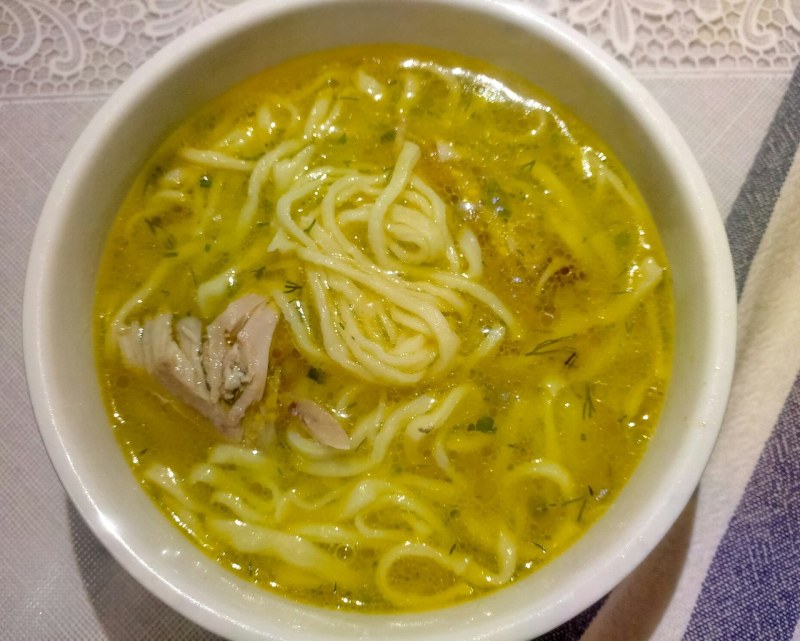Суп-лапша домашняя с курицей