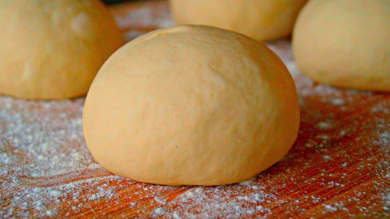 Тесто для пиццы дрожжевое пышное и мягкое