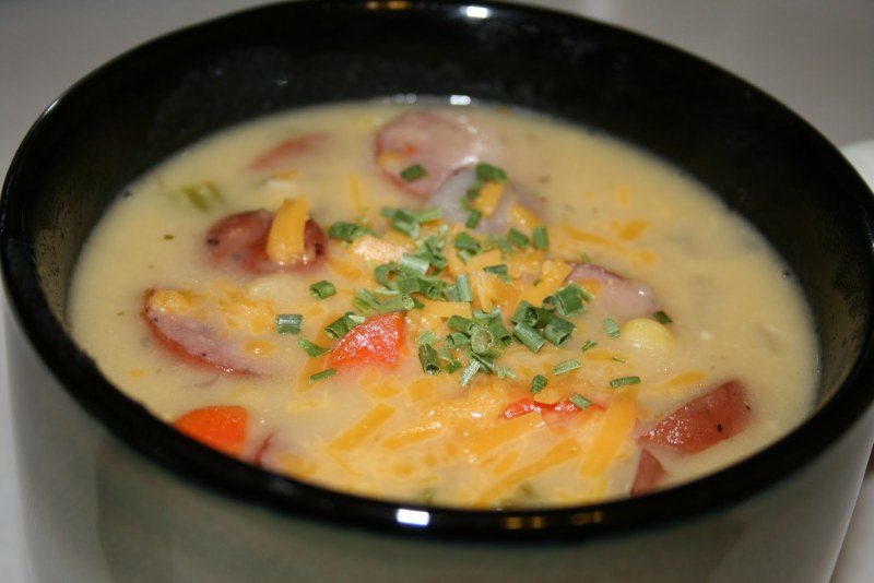 Сырный суп с охотничьими колбасками