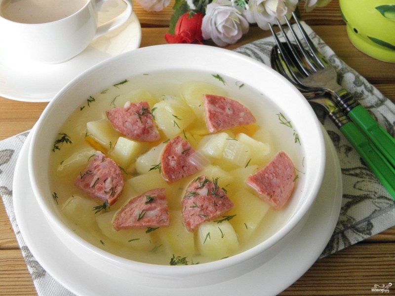 Суп с колбасой