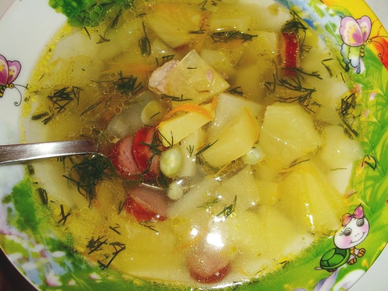 Баварский суп с колбасками