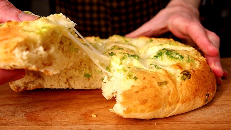 Фокачча с анчоусами