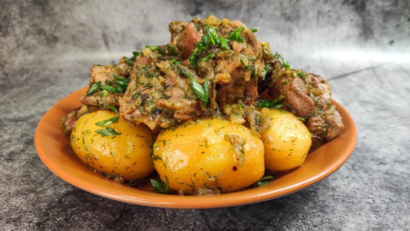 Рагу из индейки с овощами